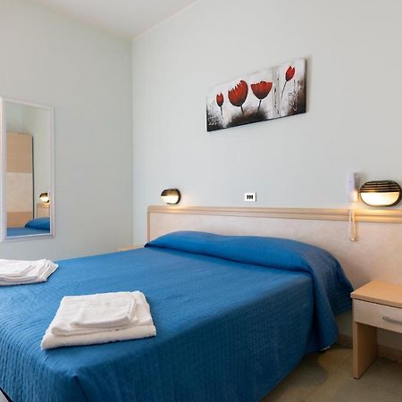 Hotel Olympic มิลาโน แมริตทิมา ภายนอก รูปภาพ