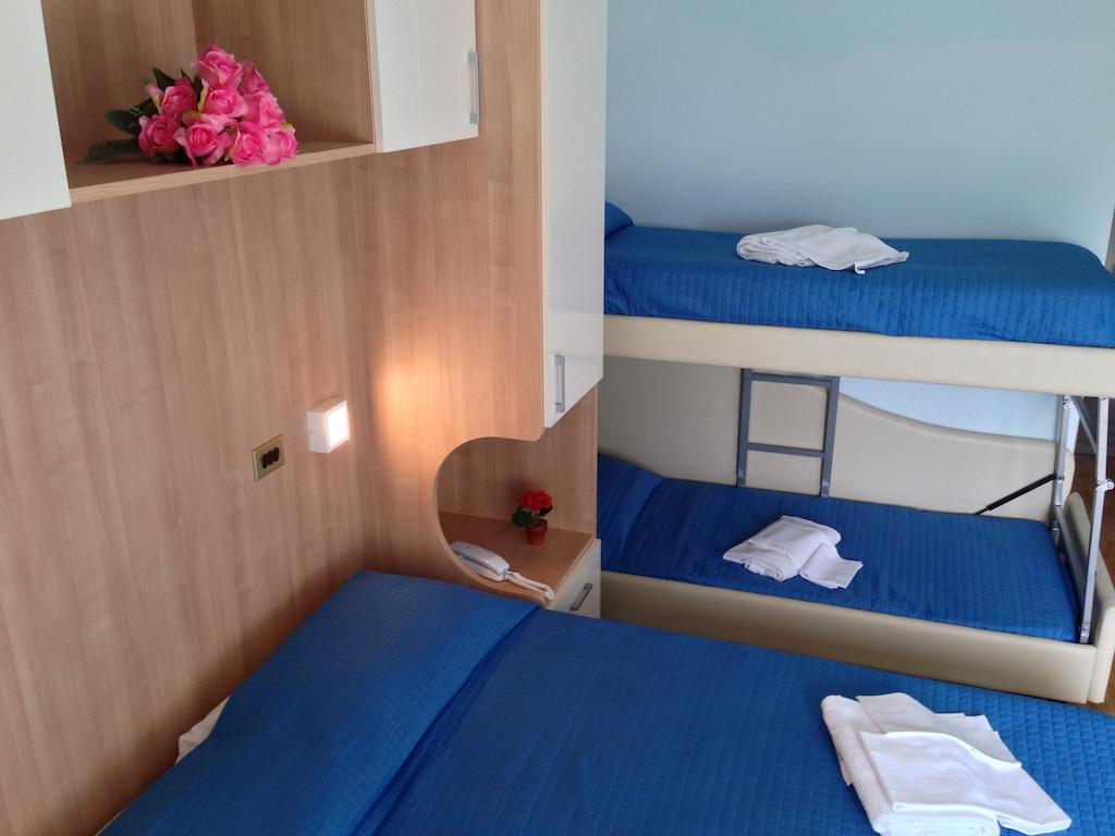 Hotel Olympic มิลาโน แมริตทิมา ภายนอก รูปภาพ