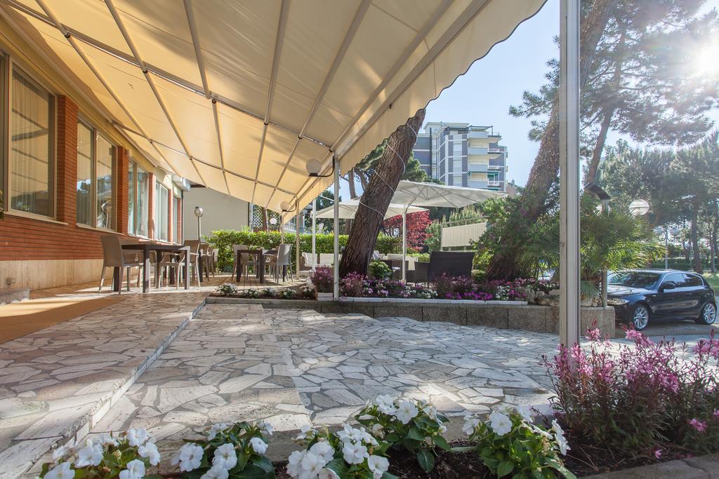 Hotel Olympic มิลาโน แมริตทิมา ภายนอก รูปภาพ