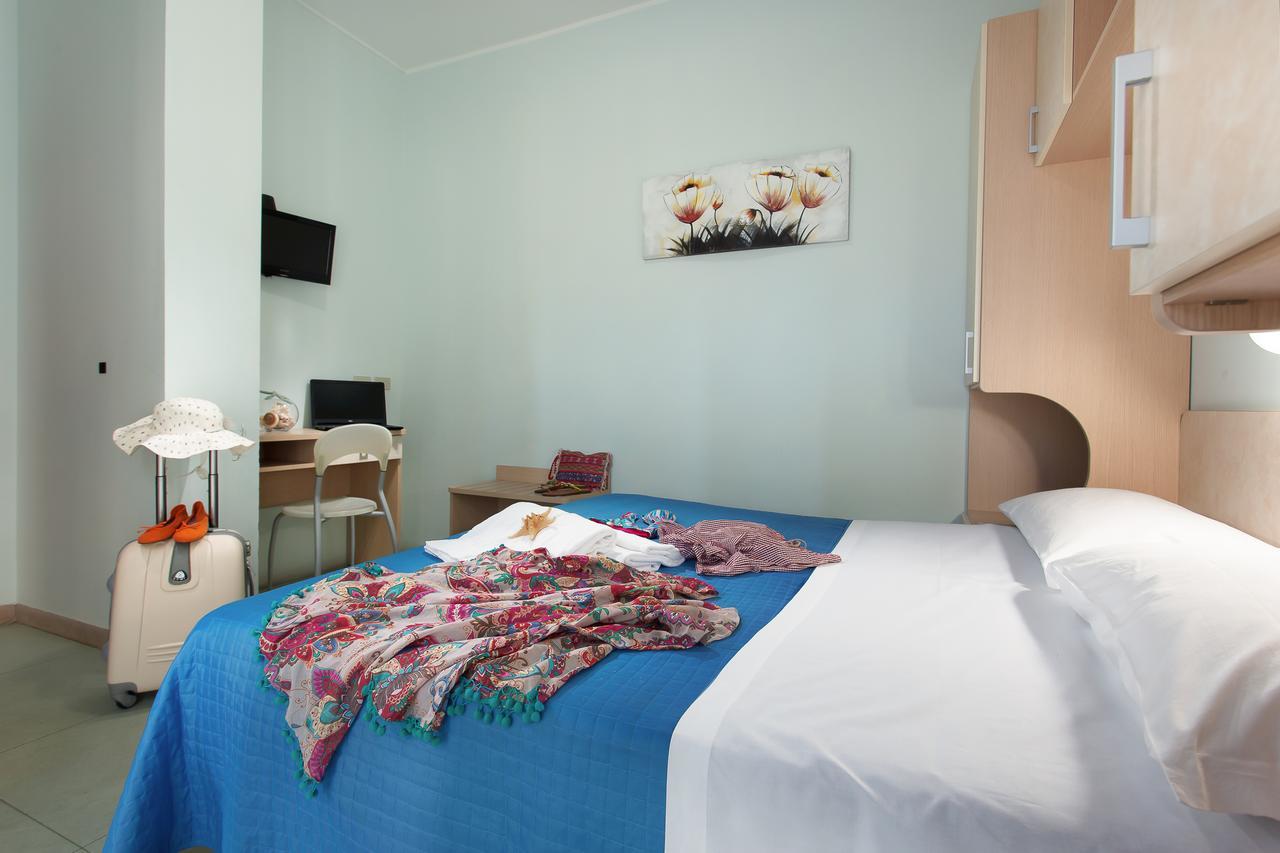 Hotel Olympic มิลาโน แมริตทิมา ภายนอก รูปภาพ